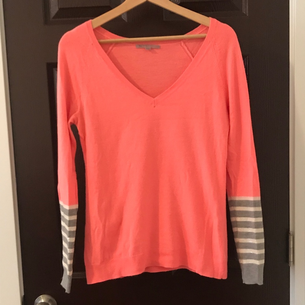 Small Pink Sweater With Sequence